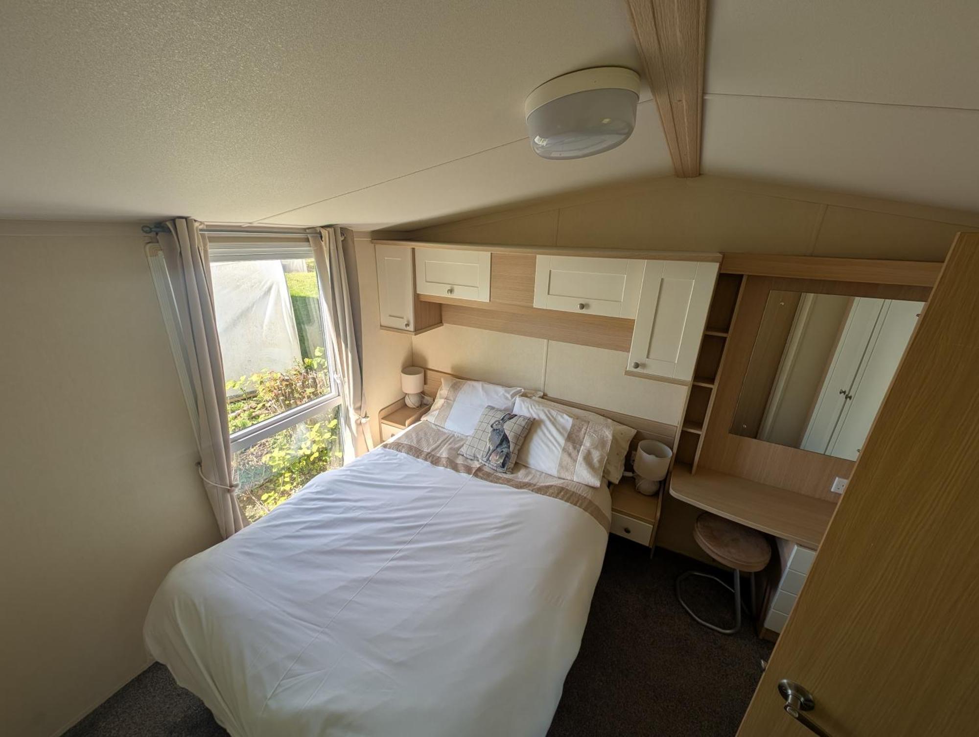 Red Squirrel Holiday Home In The Countryside, 10 Mins To Lligwy Beach Llandyfrydog Exterior photo